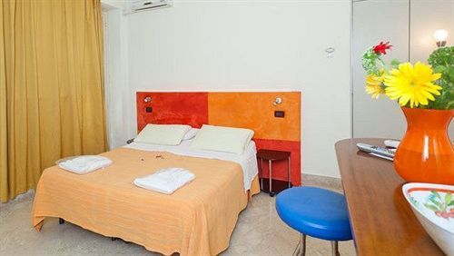 Hotel Rainbow パレルモ エクステリア 写真