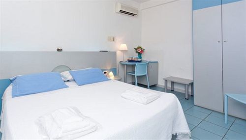Hotel Rainbow パレルモ エクステリア 写真