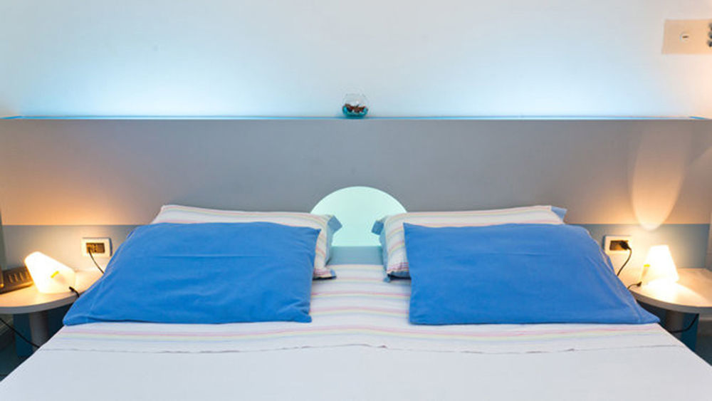 Hotel Rainbow パレルモ エクステリア 写真